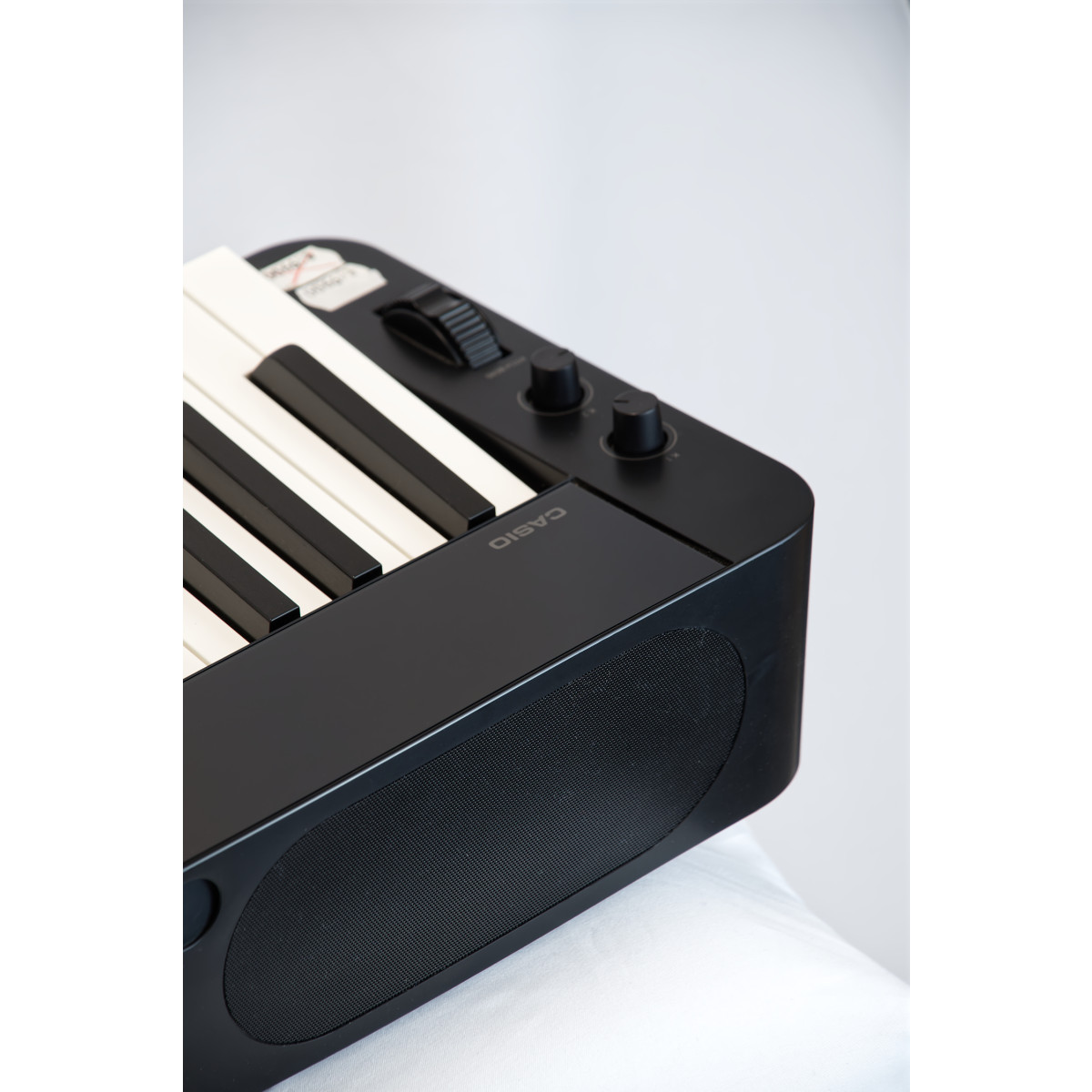 Pianelli Casio Privia PX-S3000 Stagepiano in schwarz, Ansicht: Lautsprecher hinten