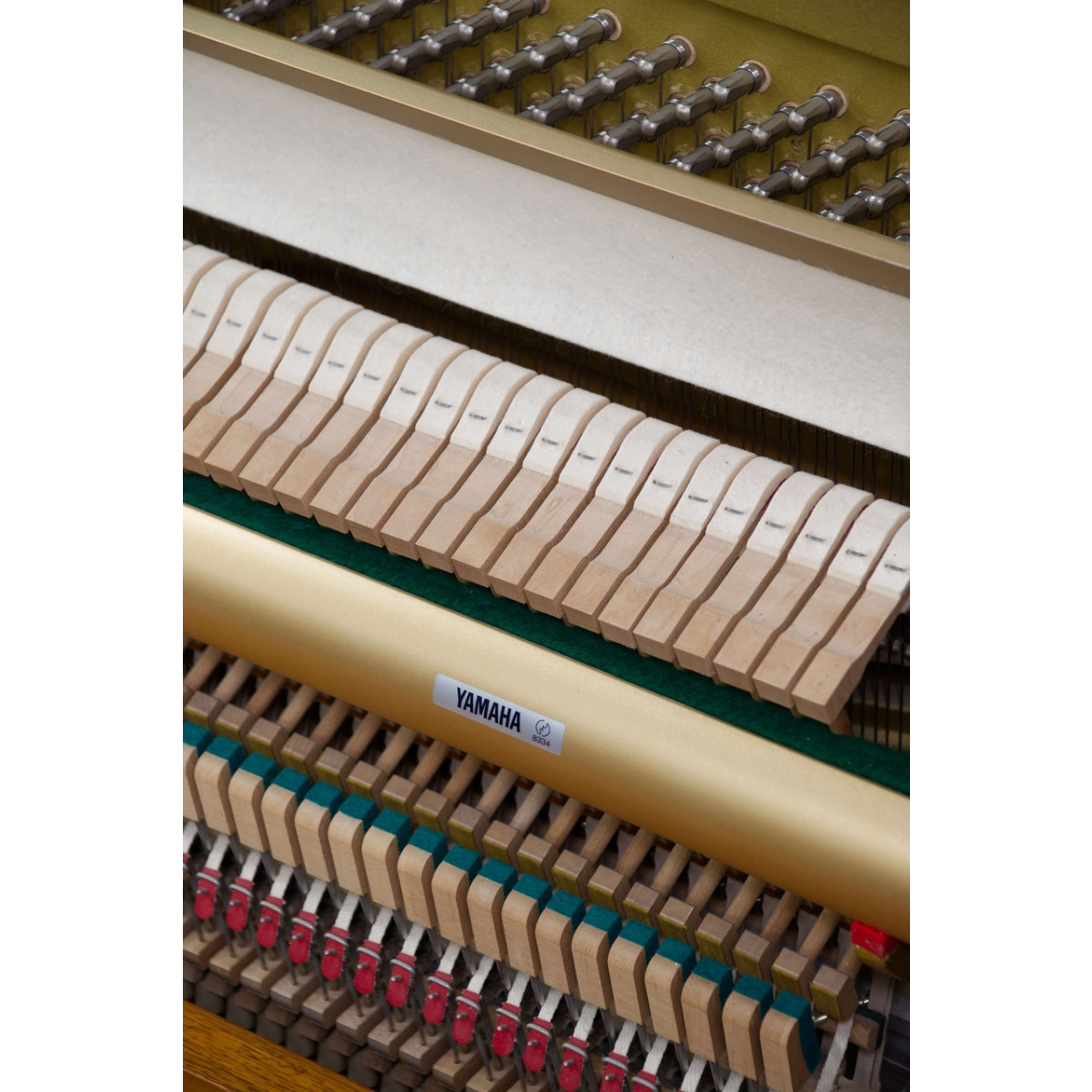 Yamaha U1 N Klavier, Holzoberfläche Kirschbaum, gebraucht kaufen bei Pianelli, Ansicht: Mechanik
