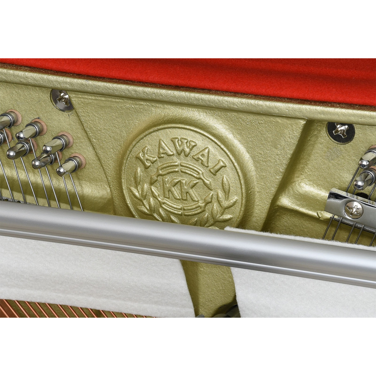 Kawai K15 E, gebrauchtes Instrument, Ansicht: Kawai Logo Innen