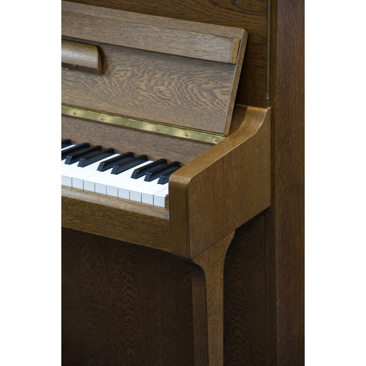 Schimmel Klavier Nussbaum günstig gebraucht kaufen bei Pianelli