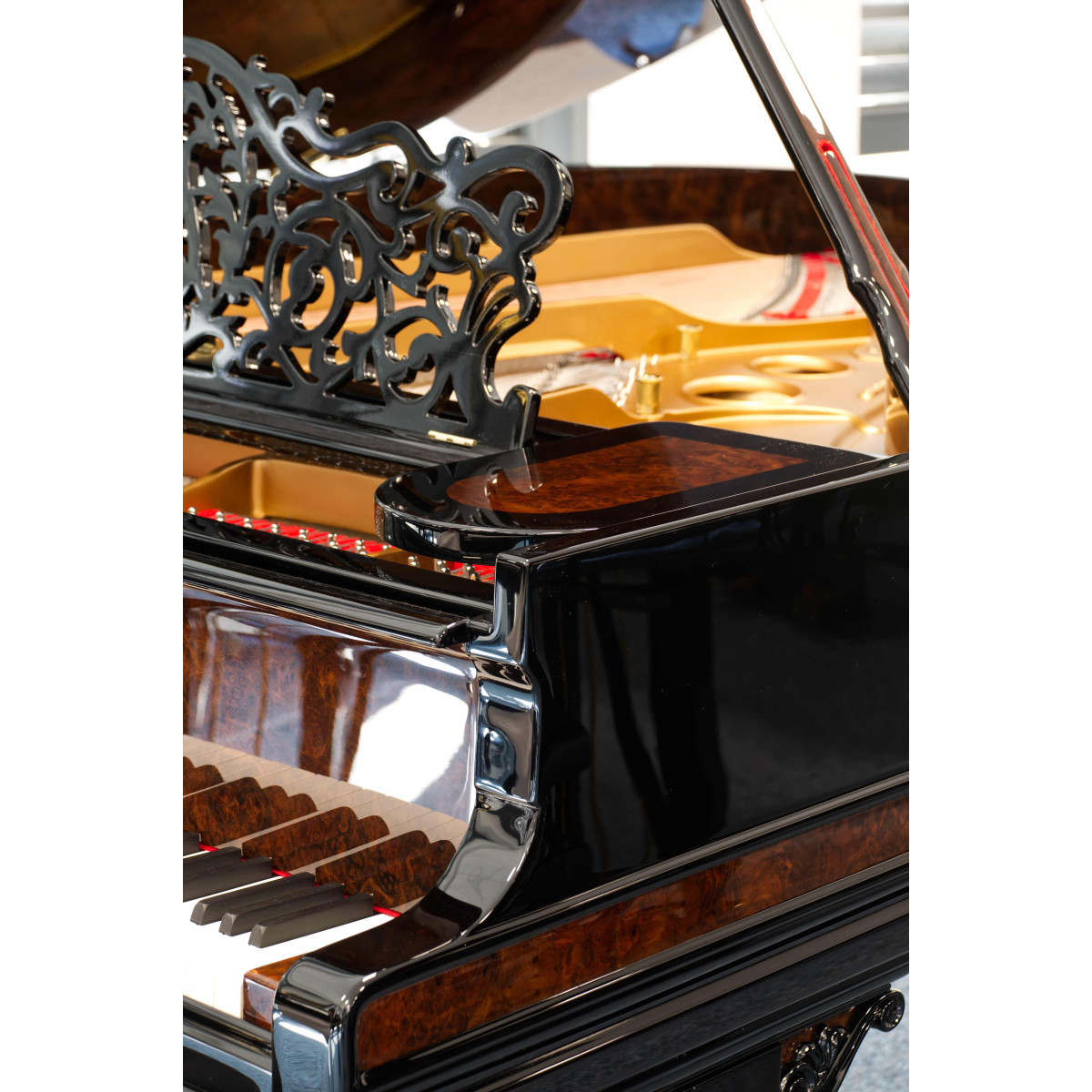 Steinway & Sons Flügel O-180 Wurzelholz mit schwarzen Akzenten, Bj. 1903