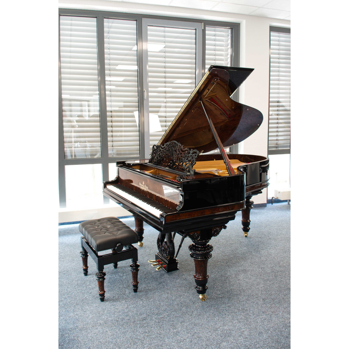 Steinway & Sons Flügel O-180 Wurzelholz mit schwarzen Akzenten, Bj. 1903