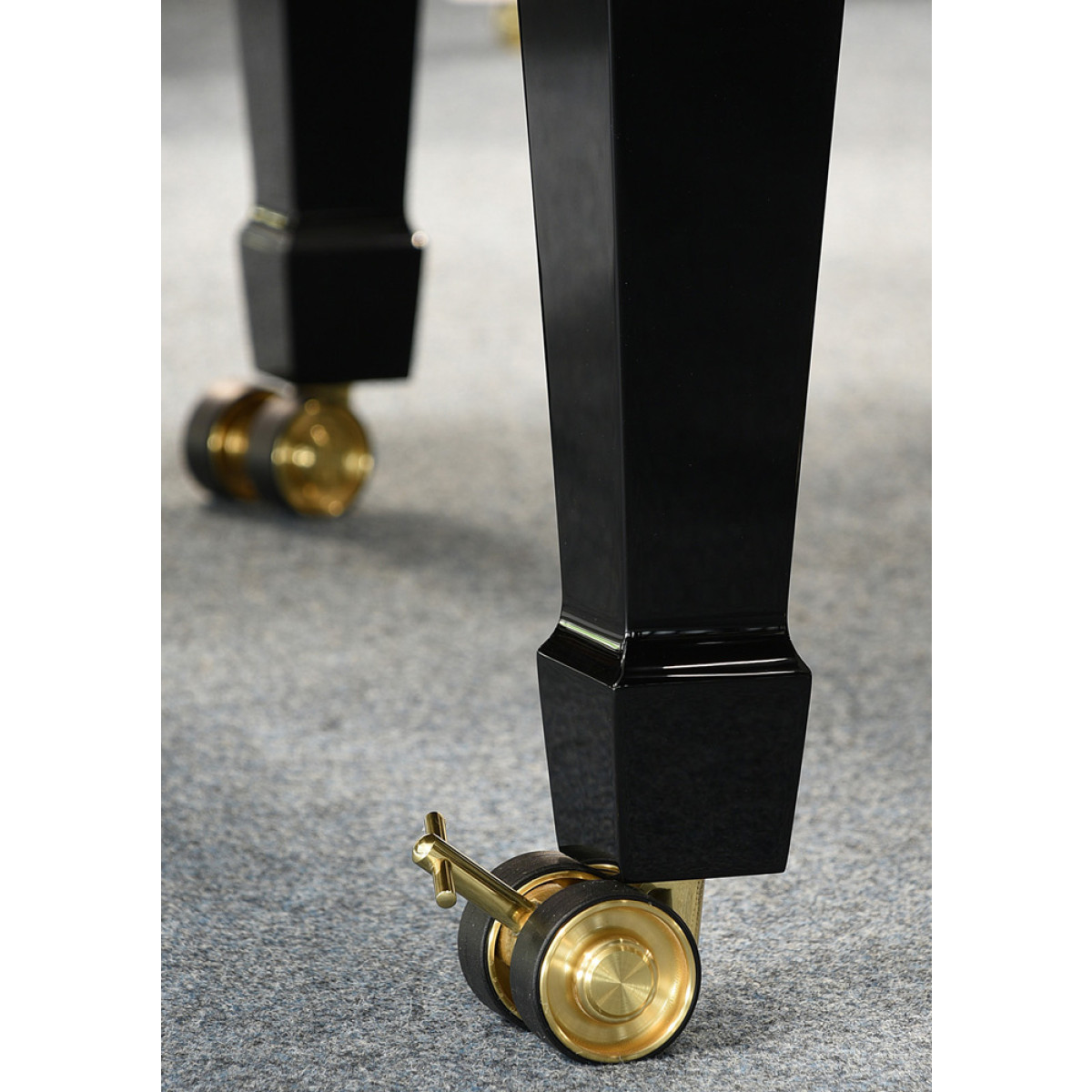 Steinway Konzertrollen