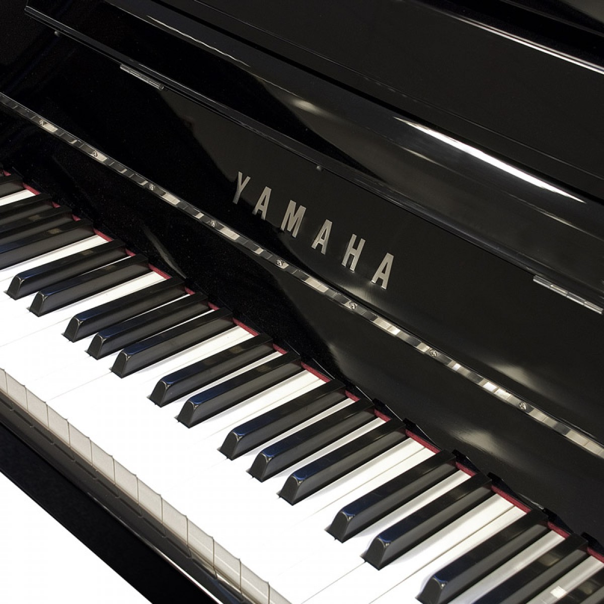 Yamaha B1 Tastatur