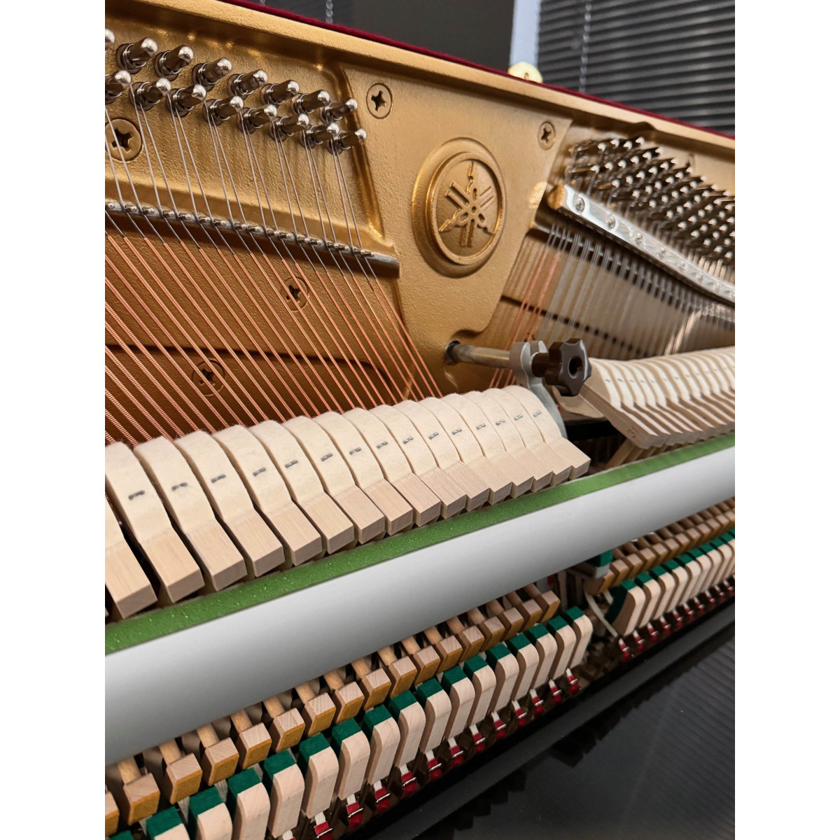 Yamaha B1 TC3 Silent Piano zur Miete bei Pianelli, Ansicht: Innen