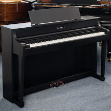 Yamaha E-Piano CLP-845 in schwarz, Mietrückläufer