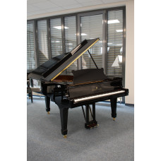 Steinway & Sons A-188, gebraucht, Ansicht schräg frontal