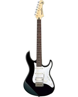 Yamaha E-Gitarre Pacifica 012 BL schwarz