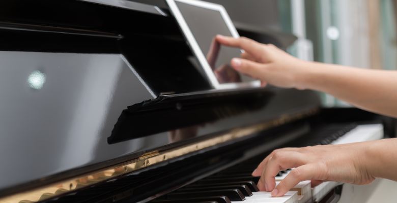 Schritt für Schritt Anleitung für Klaviereinsteiger